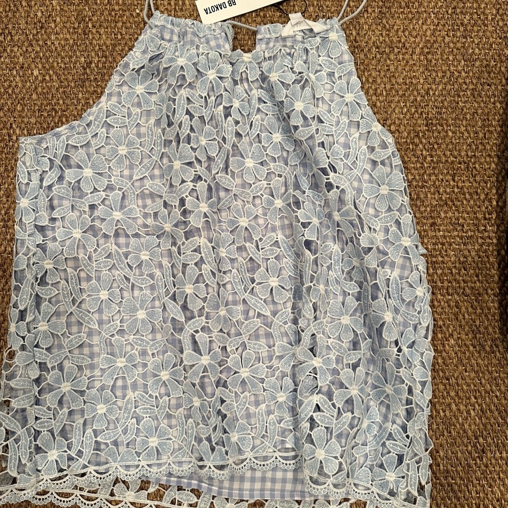 BB Dakota NWT shirt